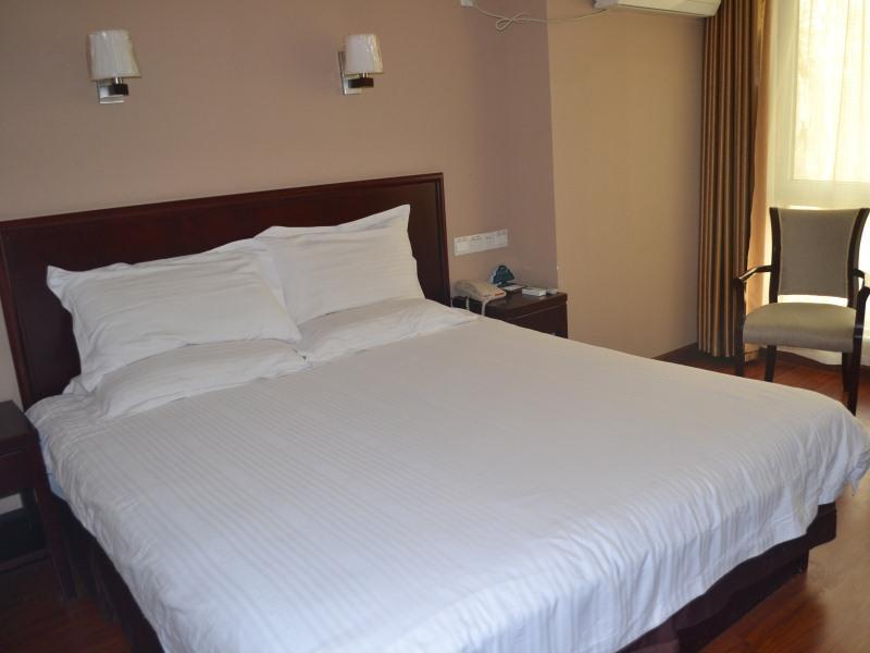 Greentree Inn Henan Luoyang Wangcheng Square Business Hotel Exterior foto